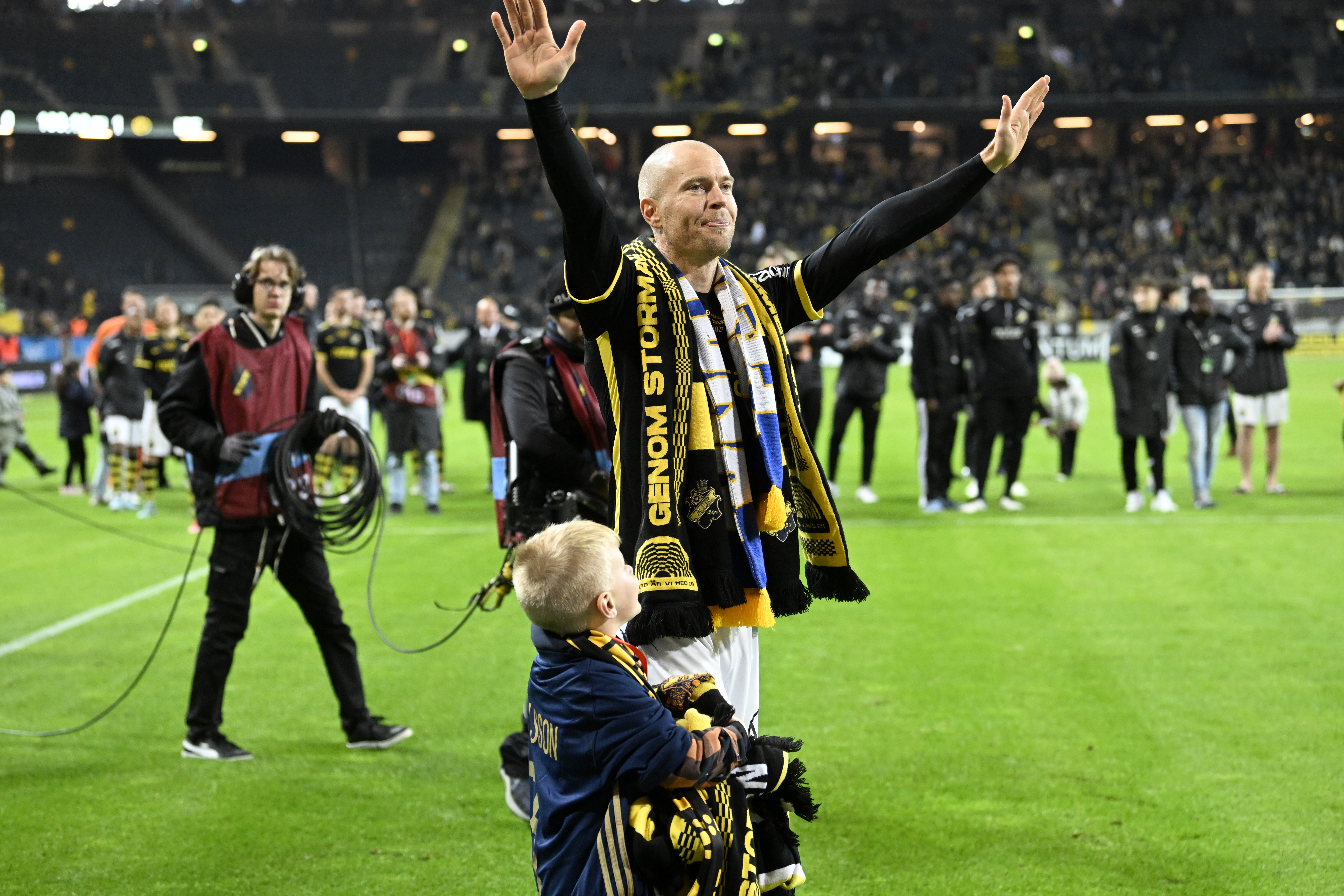 Per Karlsson har spelat i AIK i 19 år i söndags avslutade han fotbollskarriären 
