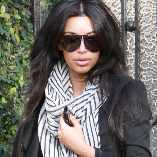 I "Keeping up with the Kardashians" har vi sett henne få Botoxinjektioner – och det är något hon ångrar. – Botox var helt enkelt inte nödvändigt för mig så här tidigt, har hon sagt.
I "Keeping up with the Kardashians" har vi sett henne få Botoxinjektioner – och det är något hon ångrar. – Botox var helt enkelt inte nödvändigt för mig så här tidigt, har hon sagt.