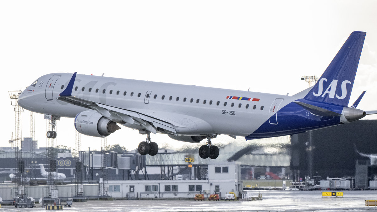 Ett SAS-plan har tvingats nödlanda på Arlanda.
