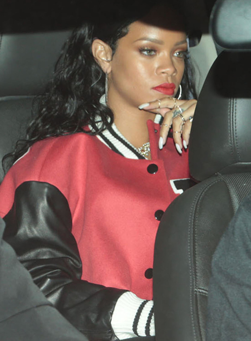 RIhanna ser lite butter ut. RIhanna ser lite butter ut.