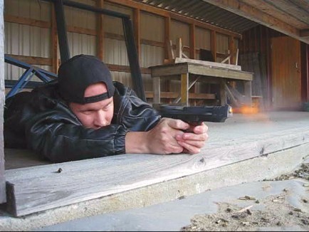 Matti var själv student på skolan. I ett meddelande som hittades i hans hem genomfördes dådet eftersom att han "hatade den mänskliga rasen". Massakern ägde rum den 23 september, 2008. Matti var själv student på skolan. I ett meddelande som hittades i hans hem genomfördes dådet eftersom att han "hatade den mänskliga rasen". Massakern ägde rum den 23 september, 2008.