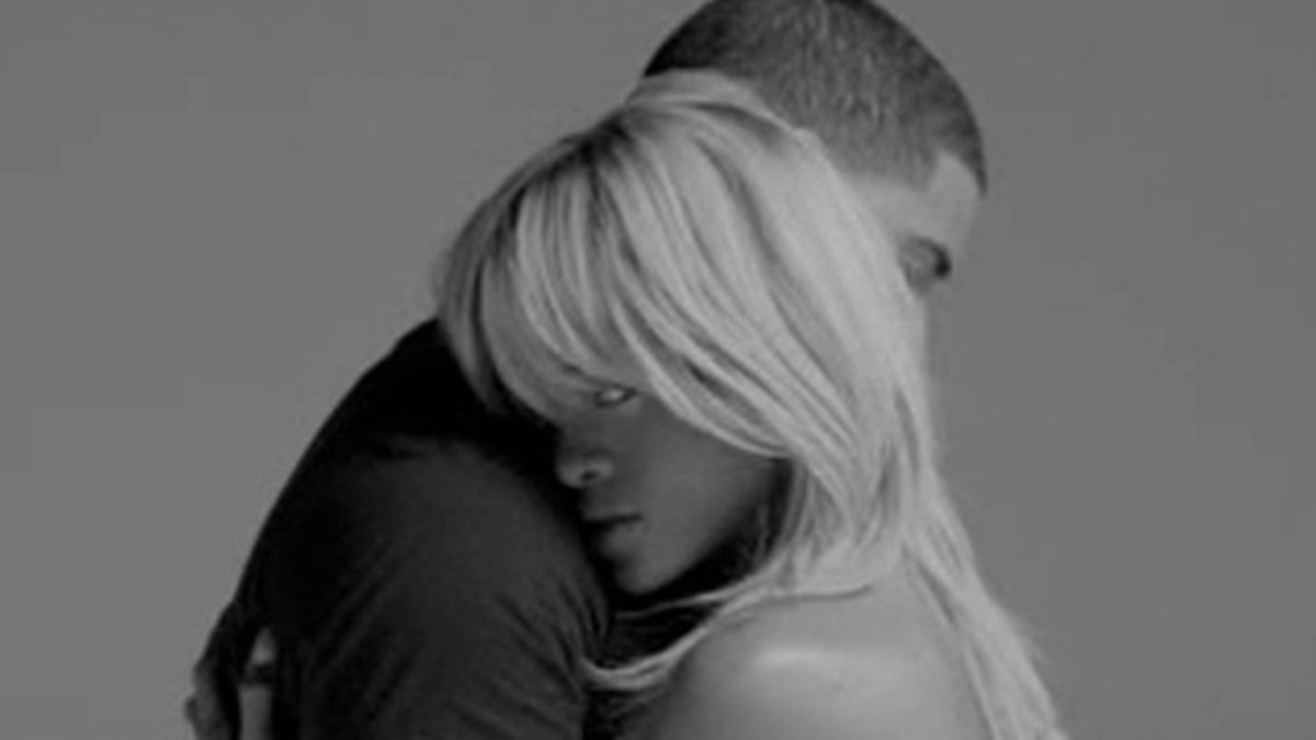 Rihanna och Drake i videon till Drakes "Take Care".