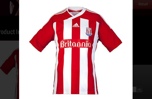 10. Stoke. Stoke har lyckats riktigt bra med årets upplaga. För en gångs skull utstrålar den en känsla av ett offensivt och frejdigt lag. Känns modern men frågan är om spelarna klarar av att göra tröjans estetik rättvisa? 10. Stoke. Stoke har lyckats riktigt bra med årets upplaga. För en gångs skull utstrålar den en känsla av ett offensivt och frejdigt lag. Känns modern men frågan är om spelarna klarar av att göra tröjans estetik rättvisa?