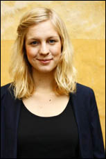 Sofia Brändström, vice ordförande i SVEA - Sveriges Elevråd - gläds åt utredningens slutsats.