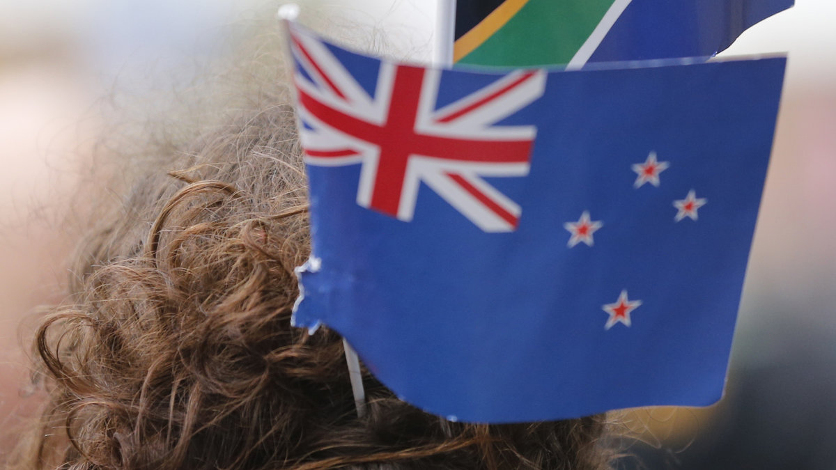 Nya Zeeland röstade och ville behålla sin gamla flagga.