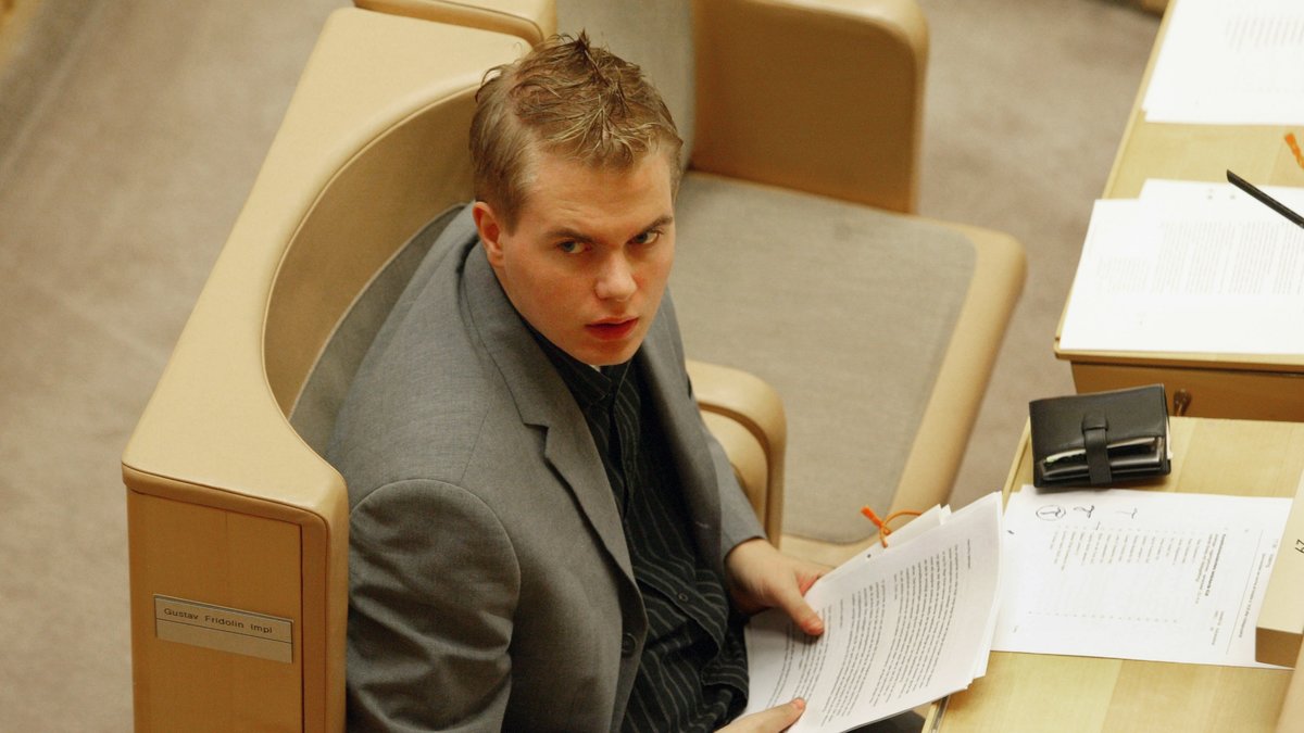 I riksdagen 2002, 19 år gammal.