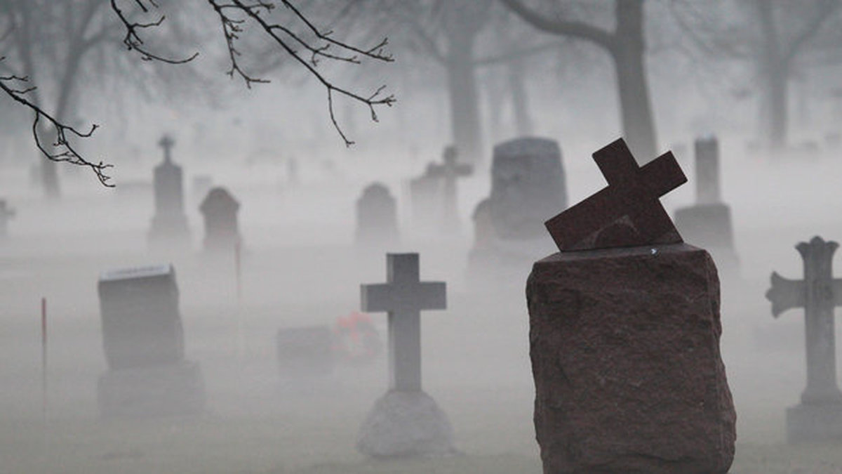 Det finns väl få ställen som är så creepy som gamla kyrkogårdar?