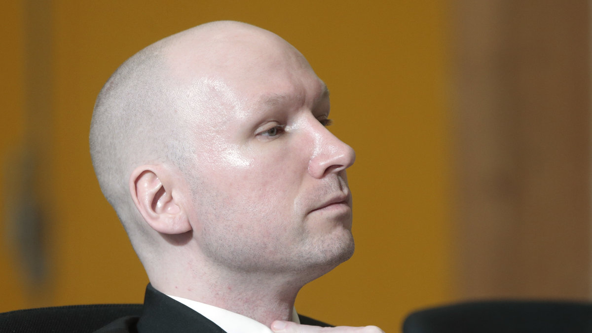 I dag pratar Breivik.