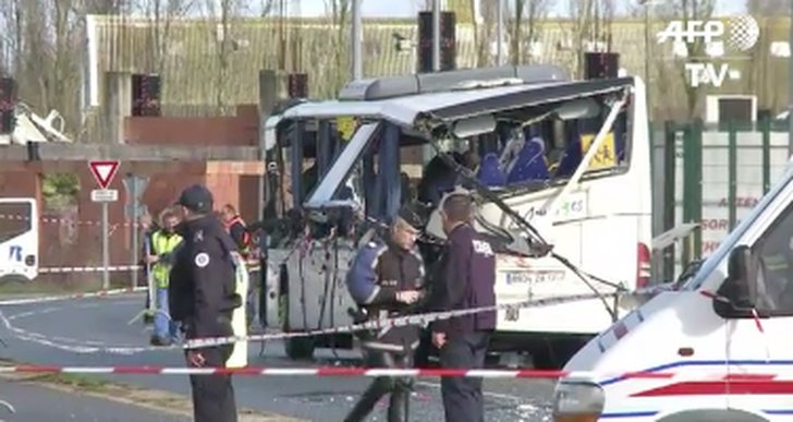 Olycka, Buss, Frankrike, Skolbarn