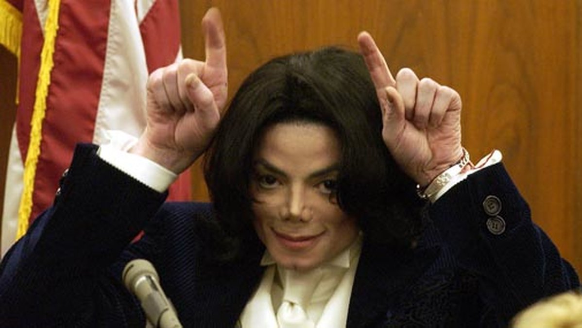 En koreograf riktar nu anklagelser mot den avlidna Michael Jackson.