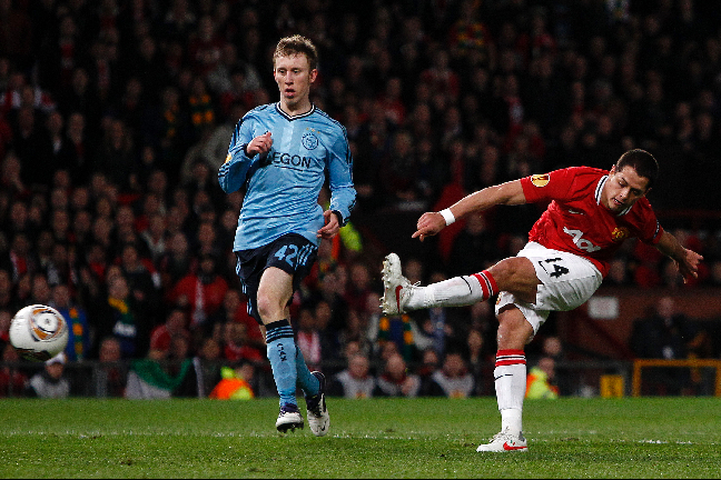 Javier Hernandez satte målet som räddade Manchester United.