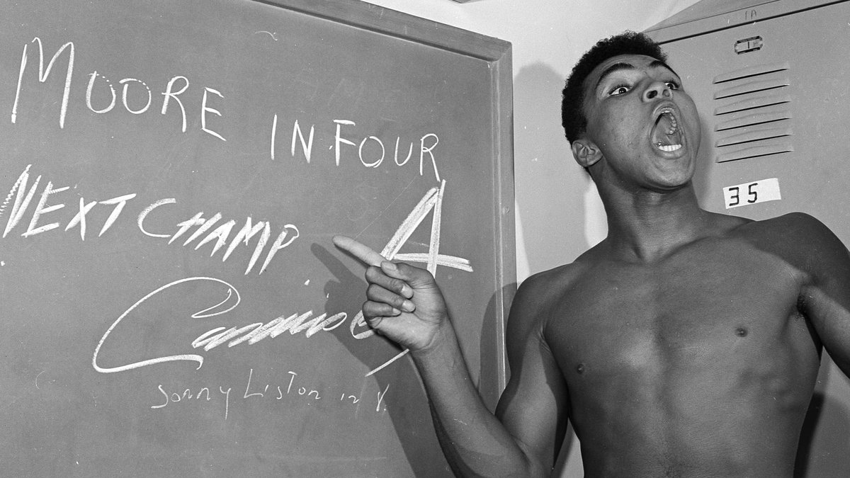 1962 förutsåg Ali att han skulle vinna matchen mot Archie Moore på knockout i den fjärde ronden. Det lyckades han med. Dessutom tippade han att han skulle vinna en titelmatch mot Sonny Liston i åttonde ronden – han vann i den sjunde. 