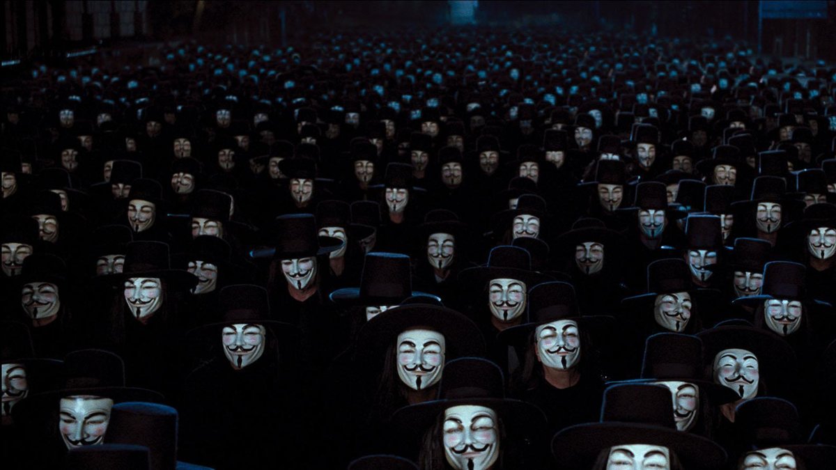 Tusentals Guy Fawkes-masker i filmen "V för Vendetta".