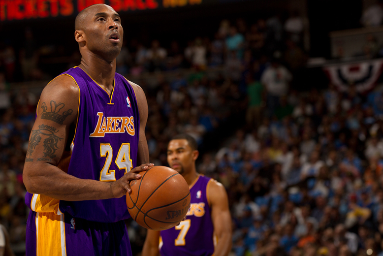 27. Basketsstjärnor är mäktiga i USA. Kobe Bryant, 33, är en av de bäst betalda och mest omskrivna. 27. Basketsstjärnor är mäktiga i USA. Kobe Bryant, 33, är en av de bäst betalda och mest omskrivna.