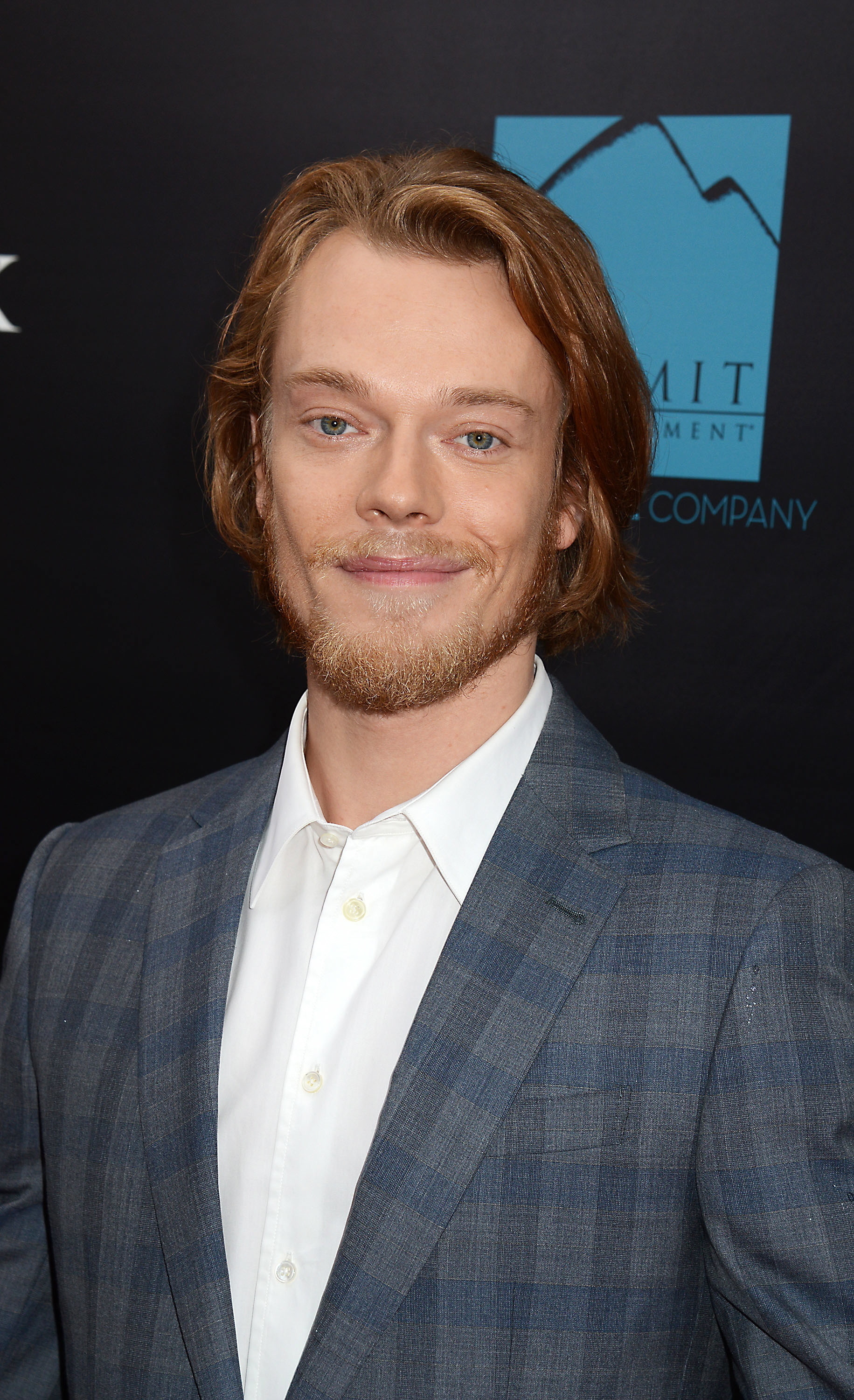 Spelas av Alfie Allen. Spelas av Alfie Allen.