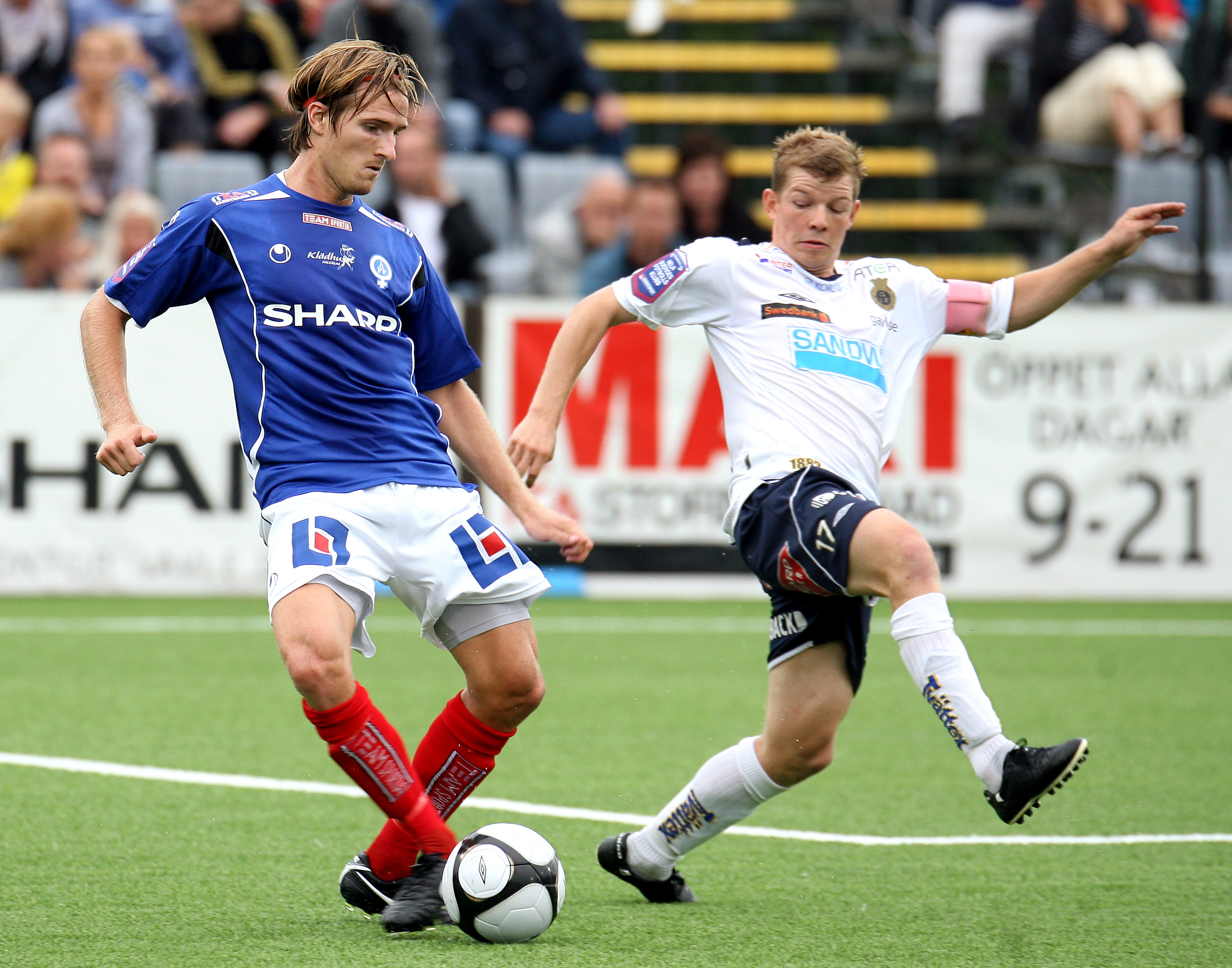 18. Jesper Arvidsson, ytterback. Betyg: 2/5. Målfarlig ytterback som gjorde tre mål förra säsongen, fyra året dessförinnan. Varit ordinarie i laget sedan 2007. 18. Jesper Arvidsson, ytterback. Betyg: 2/5. Målfarlig ytterback som gjorde tre mål förra säsongen, fyra året dessförinnan. Varit ordinarie i laget sedan 2007.
