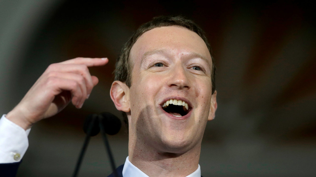 Men yngre syskon kan givetvis få toppjobb också. Titta bara på Facebook-medgrundaren Mark Zuckerberg – som har äldre syskon.