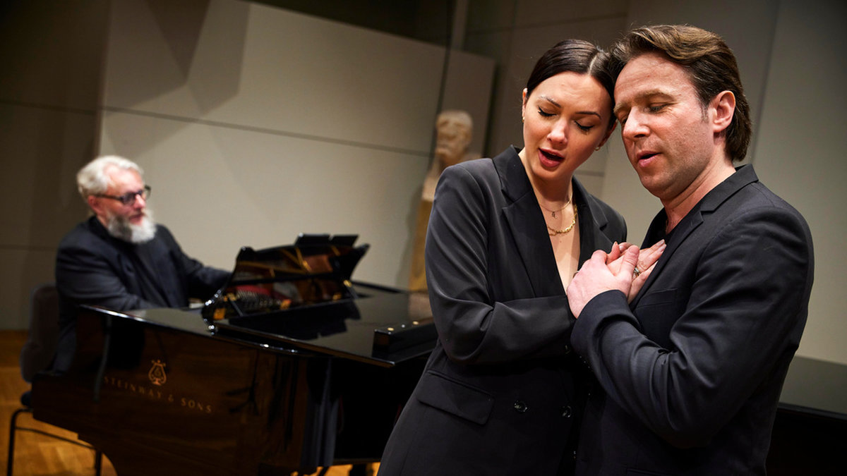 Alina Tkachuk och Vitaliy Kovalchuk sjunger i 'Norma' som sätts upp på Opera på Skäret i sommar. Pressbild.