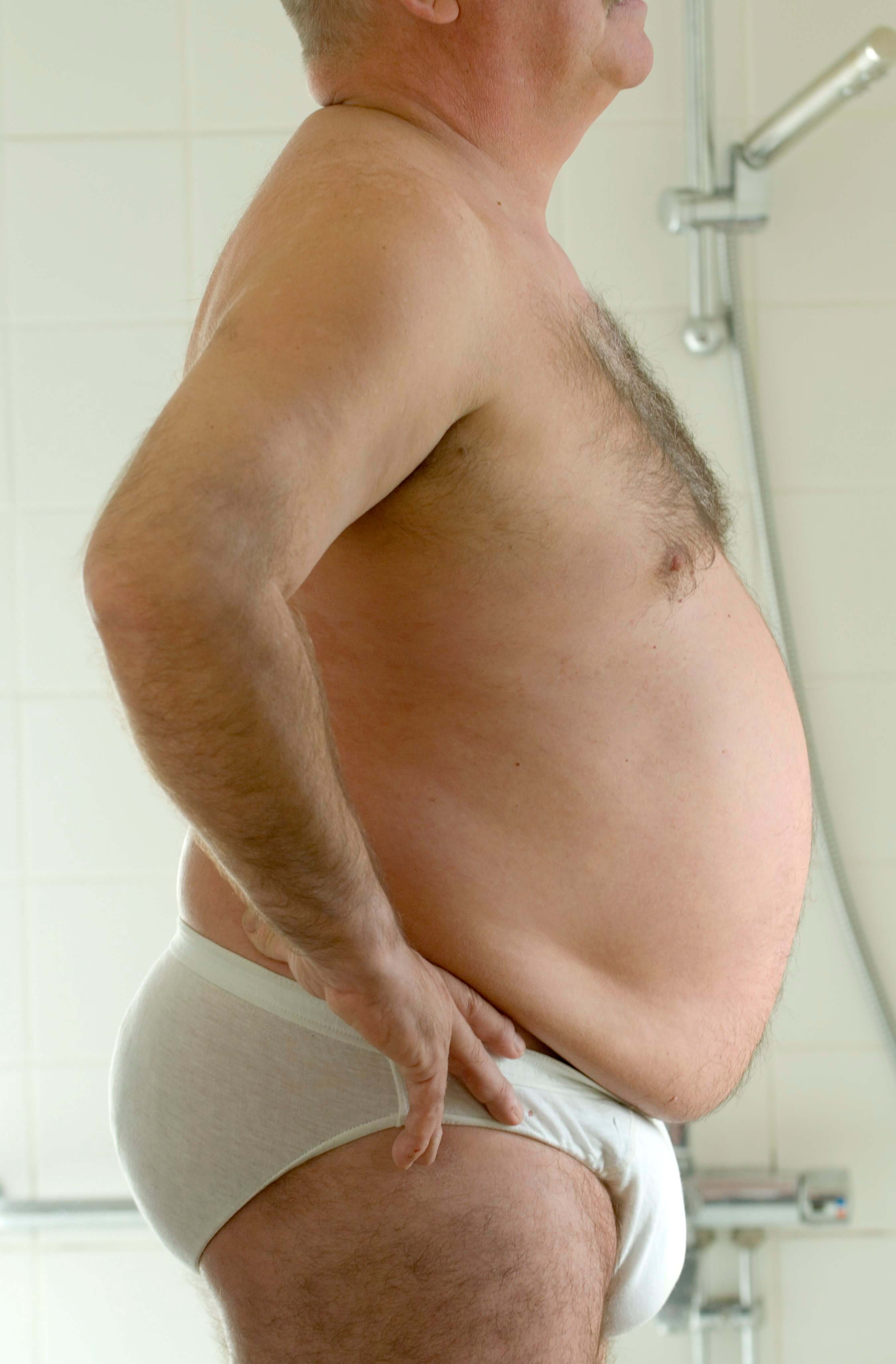 Att ha alltför mycket fetma är dock inte bra, precis som det inte är bra att vara alltför underviktig. 