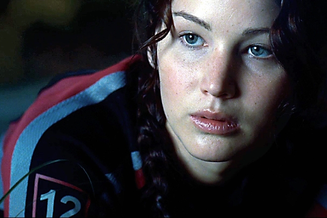 Jennifer Lawrence spelar huvudrollen, Katniss Everdeen.
