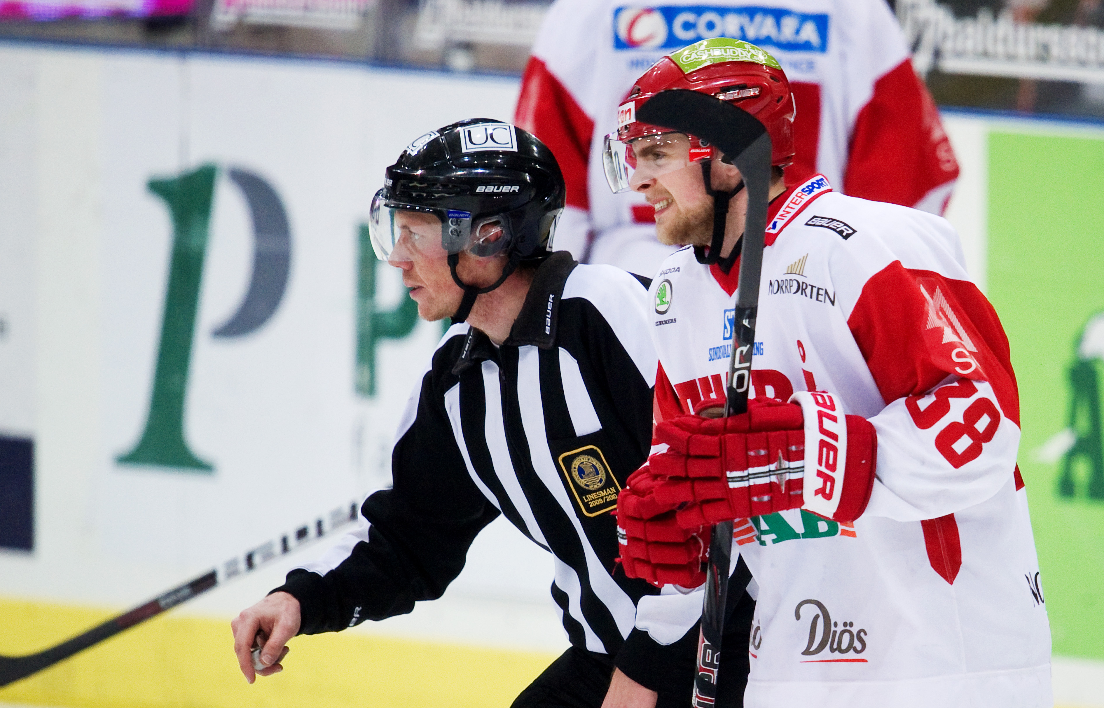 Nichlas Torp tacklade Frölundas Sebastian Collberg i februari. Han stängdes av sju matcher, varav tre omvandlades till böter. Nichlas Torp tacklade Frölundas Sebastian Collberg i februari. Han stängdes av sju matcher, varav tre omvandlades till böter.
