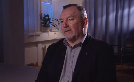 Anders Ahlqvist, IT-brottshandläggare vid Rikspolisstyrelsen, berättar att polisen har över 200 it-brottspecialister.