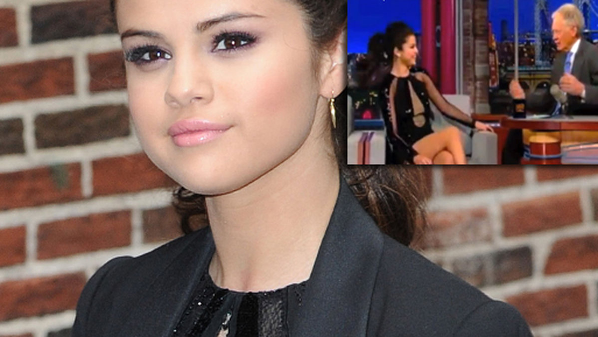 Selena Gomez skulle marknadsföra sin nya film när hon hånade sin före detta kärlek.