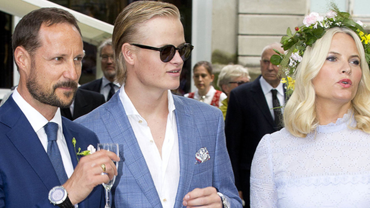 Prins Haakon, Marius och hans mamma Mette Marit i Trondheim den 23 juni 2016.