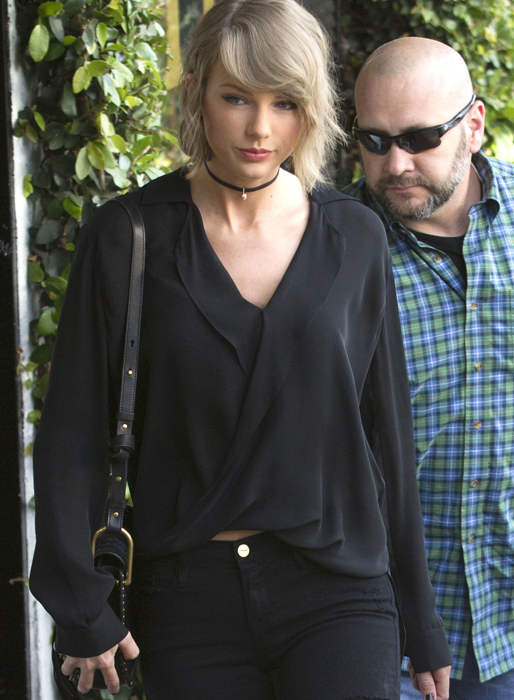 Taylor Swift shoppar i Beverly Hills. 