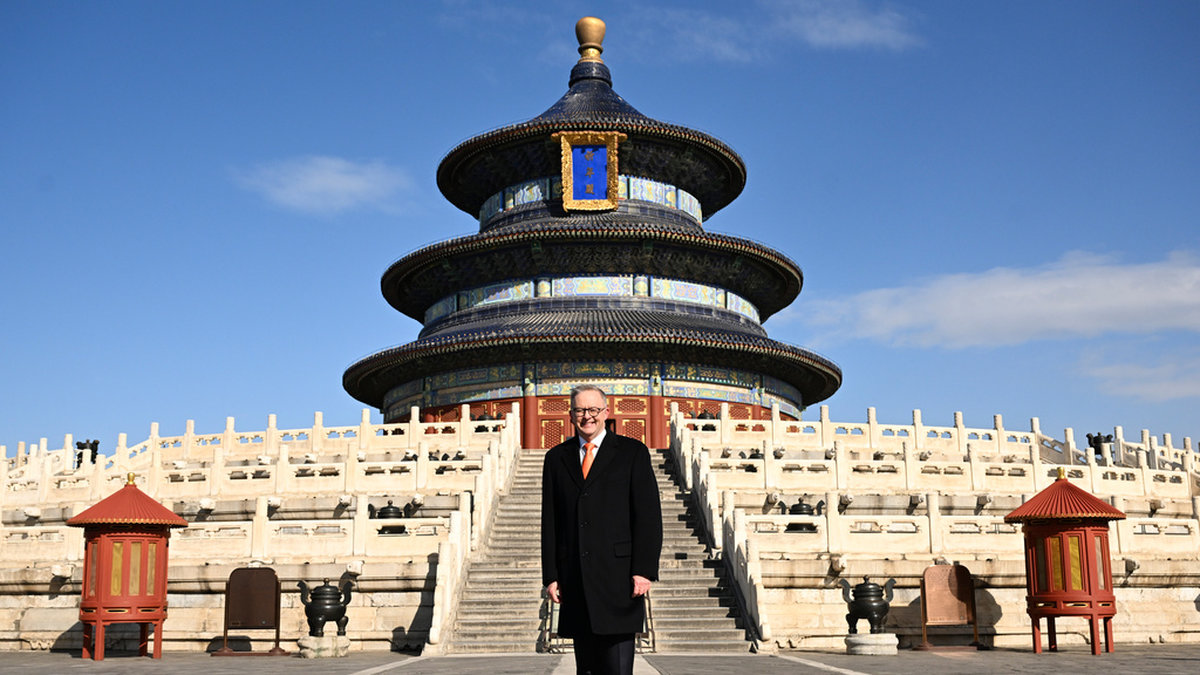 Australiens premiärminister Anthony Albanese besökte Himmelens tempel under sin vistelse i Kinas huvudstad Peking.