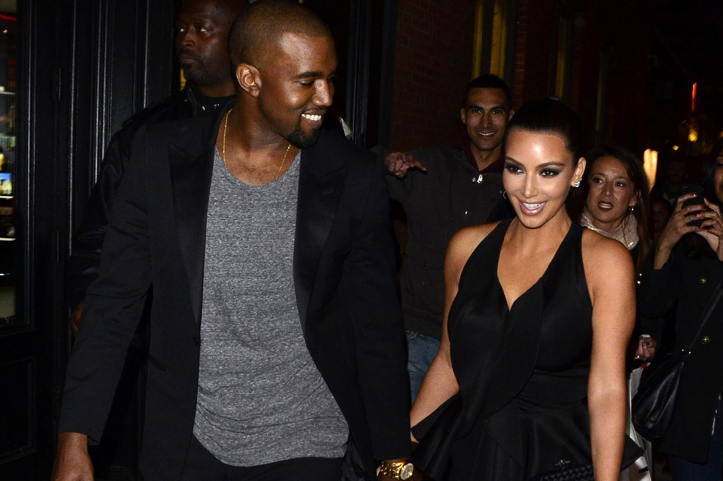 Kim har gått vidare från skilsmässan och dejtar nu Kanye West. Om rapstjärnan dyker upp i realityserien återstår att se. 