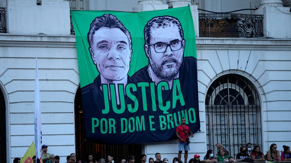 Den brittiske journalisten Dom Phillips, till vänster, och den brasilianske urfolksexperten Bruno Pereira mördades i Amazonas den 5 juni 2022. Arkivbild.