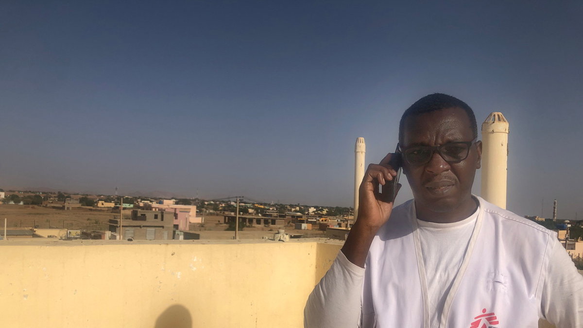 Cyrus Paye som är koordinator för Läkares utan gränsers insatser i al-Fashir i Darfur.