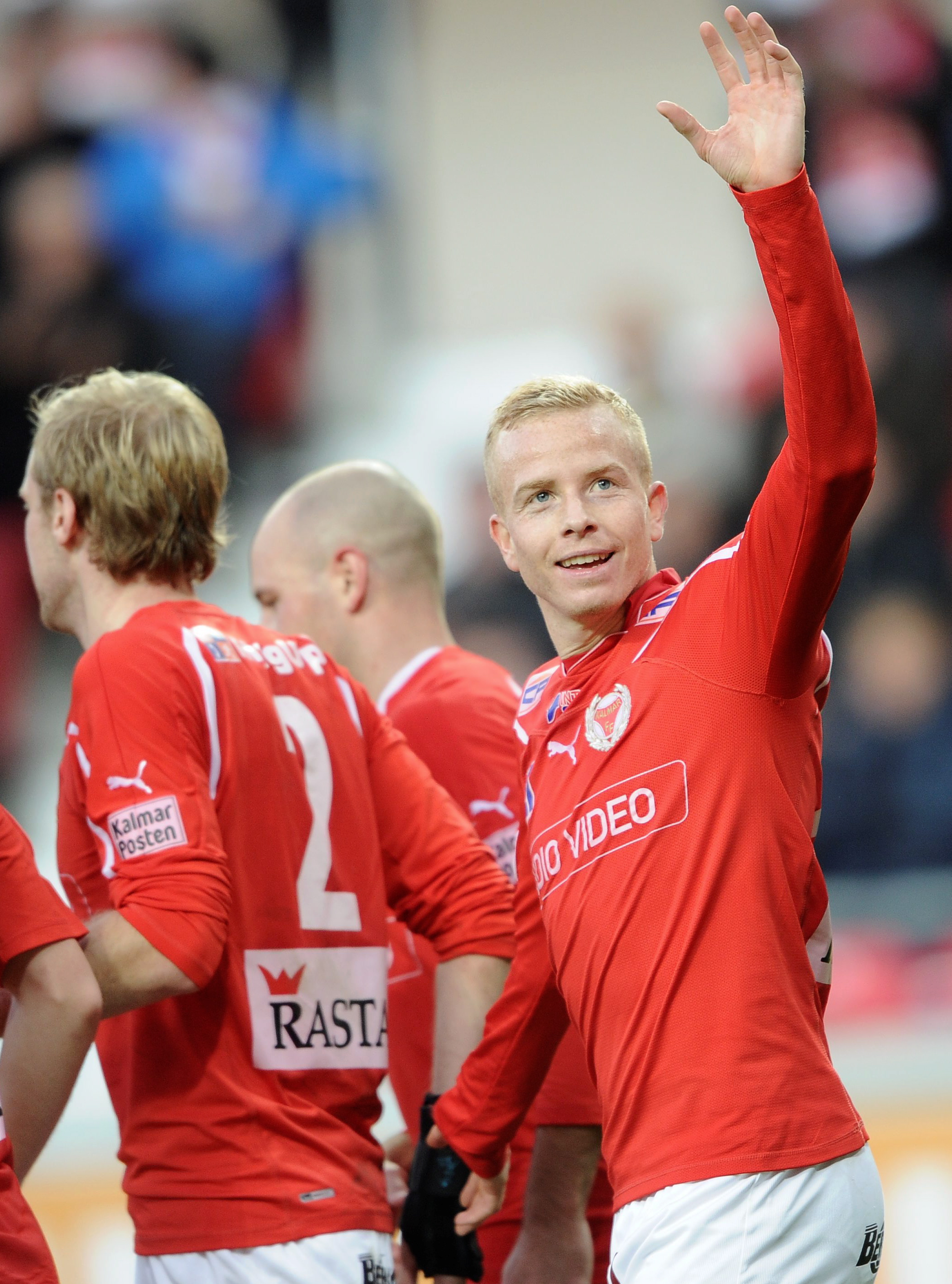 Tobias Eriksson, Kalmar FF: "Jag tror vår egna Pape Alioune Diouf överraskar alla i år." Tobias Eriksson, Kalmar FF: "Jag tror vår egna Pape Alioune Diouf överraskar alla i år."