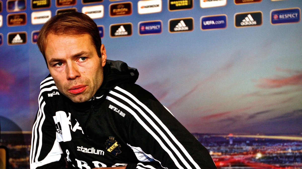 AIK:s tränare Andreas Alm konstaterar att: "Det finns bara ett Råsunda".