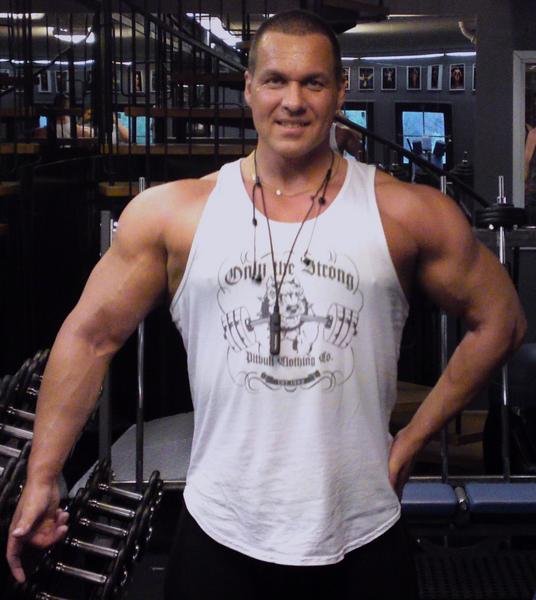 Jonas Lundberg utan anabola steroider i kroppen sommaren 2010.