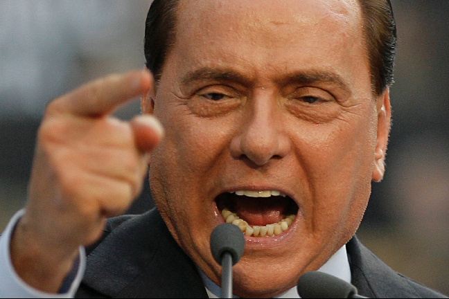 Under onsdagen vann Italiens premiärminister Silvio Berlusconi en förtroendeomröstning i parlamentet. Likt teflon rinner skandalerna av hans skönhetsopererade ansikte. Här är en bildexposé över delar av hans karriär. 