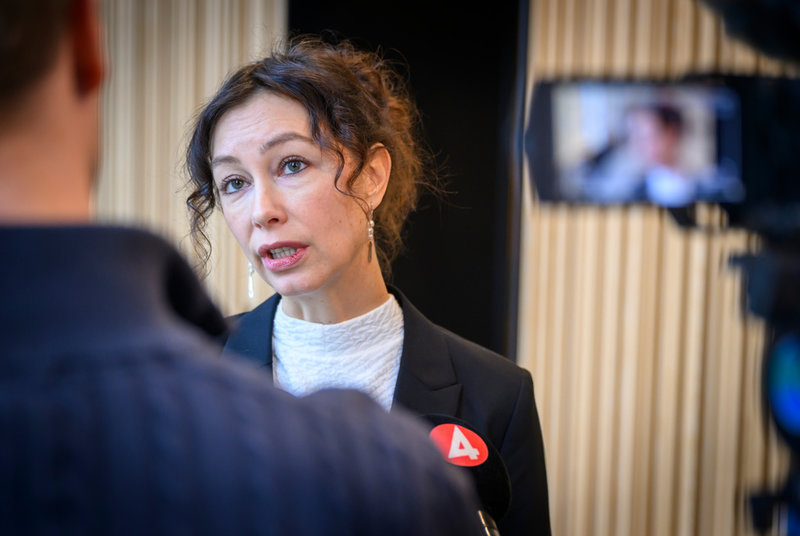 'Hon tycker att det är skönt på ett sätt att komma vidare, att det äntligen prövas', säger 13-åringens juridiska biträde Maria Grosskopf.