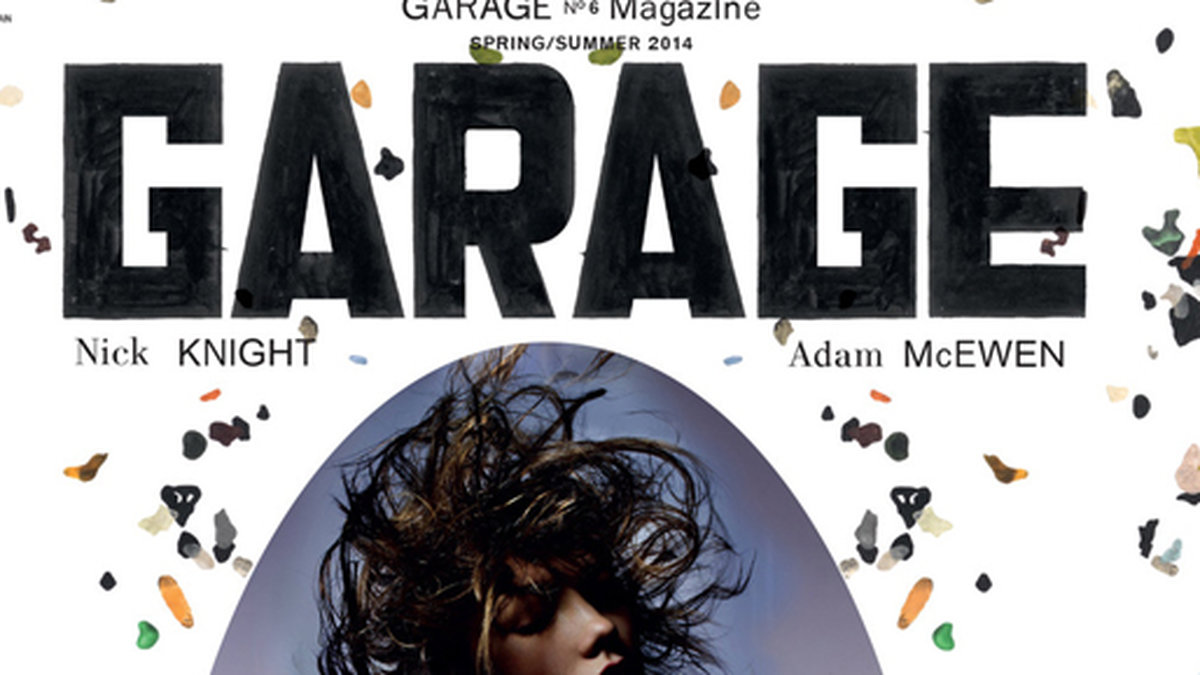 Karlie Kloss på omslaget till Garage. 