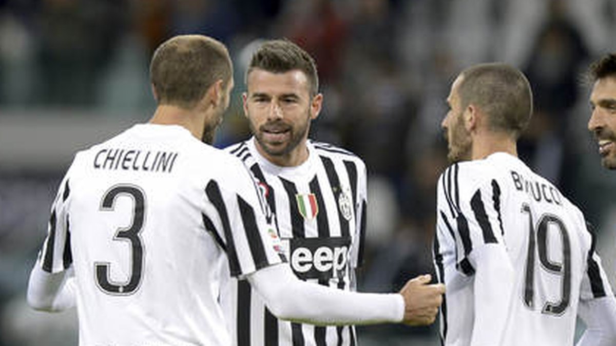 Chiellini, Barzagli och Bonucci – Juventus-trion i Italiens backlinje som ska stoppa Morata & Co i kväll.