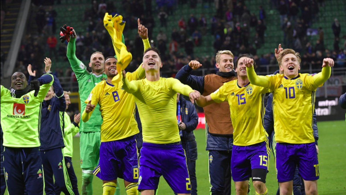 Sverige firar med fansen.