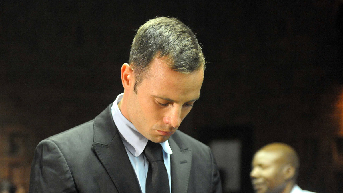 Oscar Pistorius är misstänkt för mord på Reeva Steenkamp.