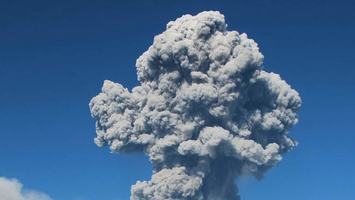 Vulkanen ska ligga nära ett kärnkraftverk. 