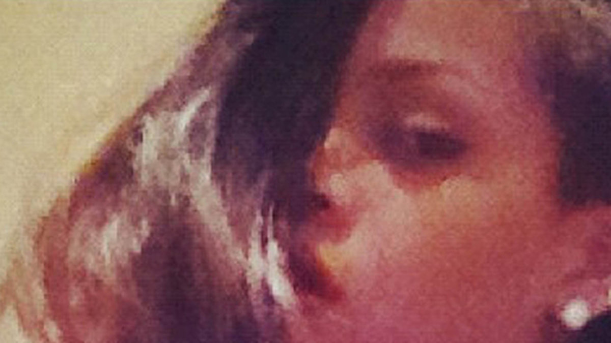 Rihanna twittrar en mysig bild innan det är dags att hoppa i säng.
