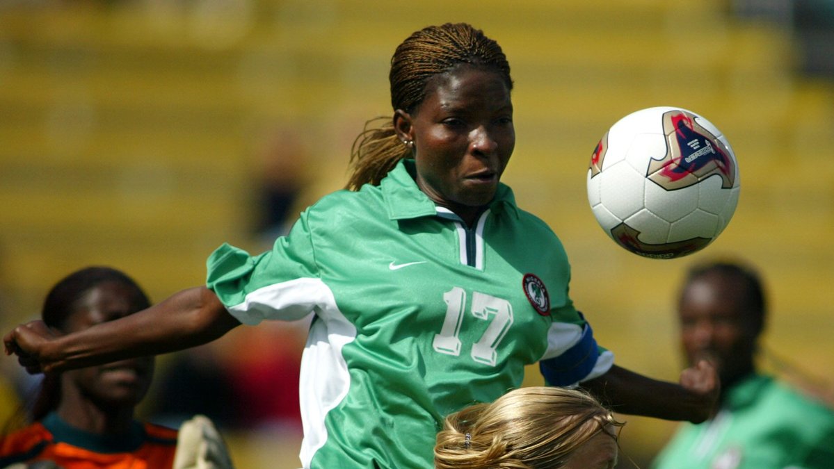 Nigerianska damer, som är homosexuella, tillåts inte spela fotboll.