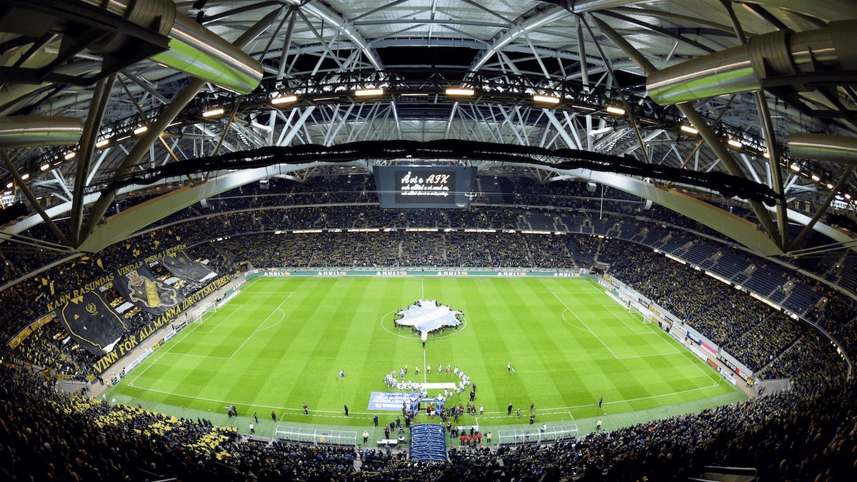 AIK slog publikrekord med drygt 43 700 åskådare på plats.