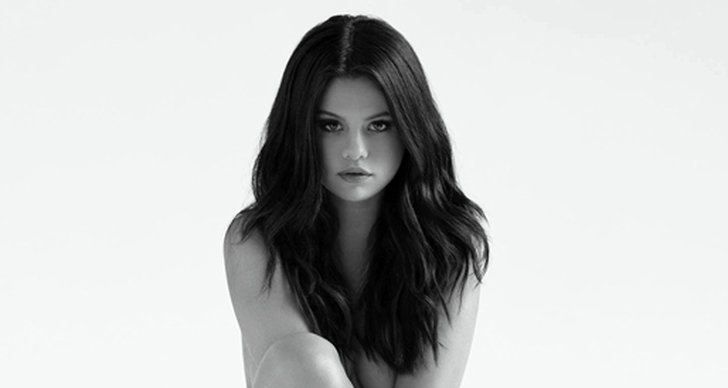 Selena Gomez, Omslag