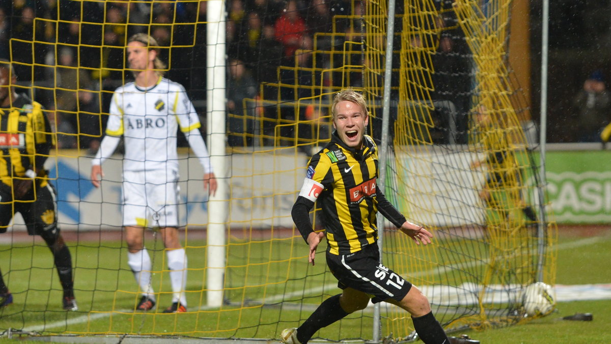 Oscar Lewicki gjorde Häckens enda mål i matchen mot AIK.