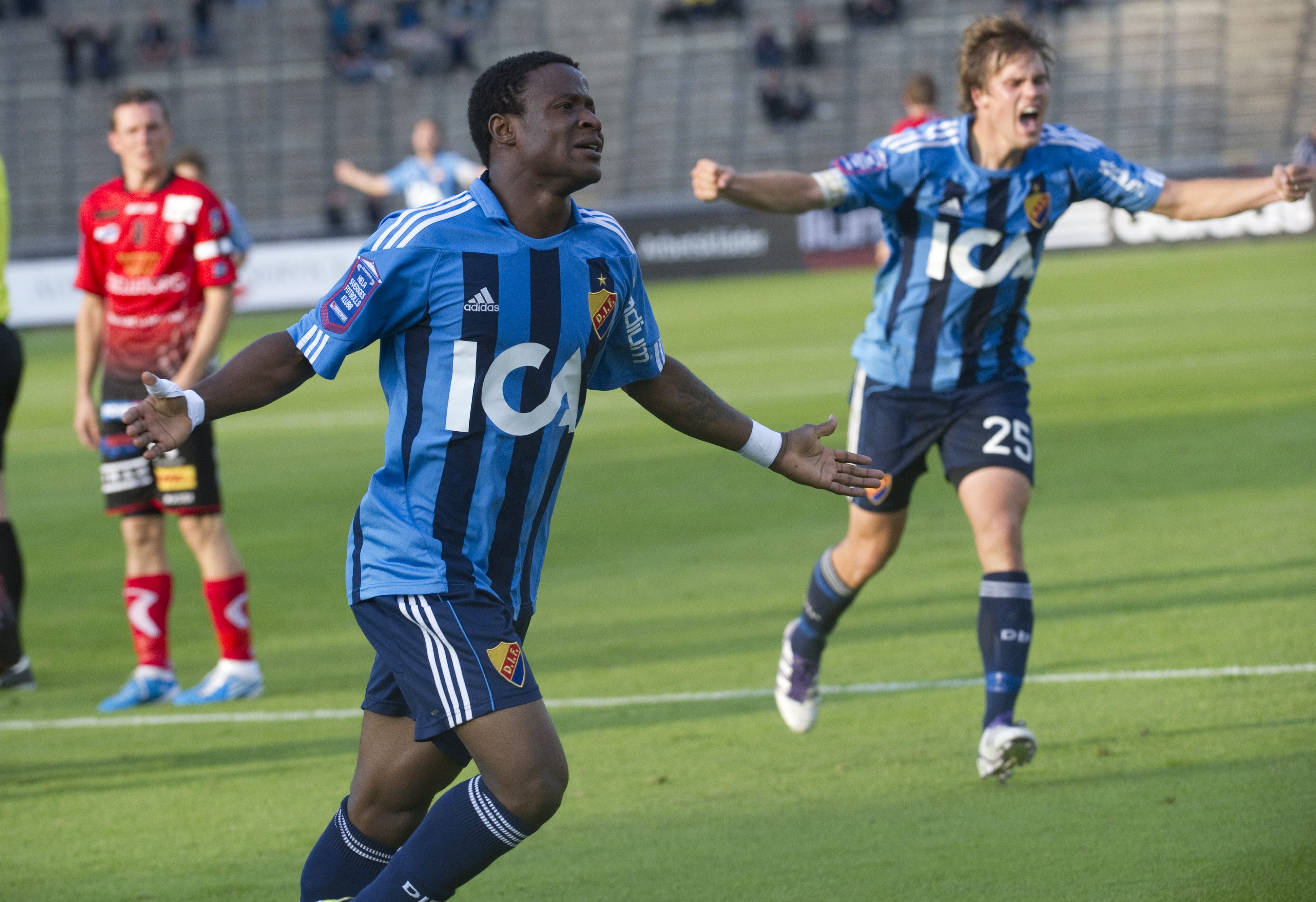 Kennedy Igboananike blev stor matchhjälte för Djurgården med sitt hat trick.