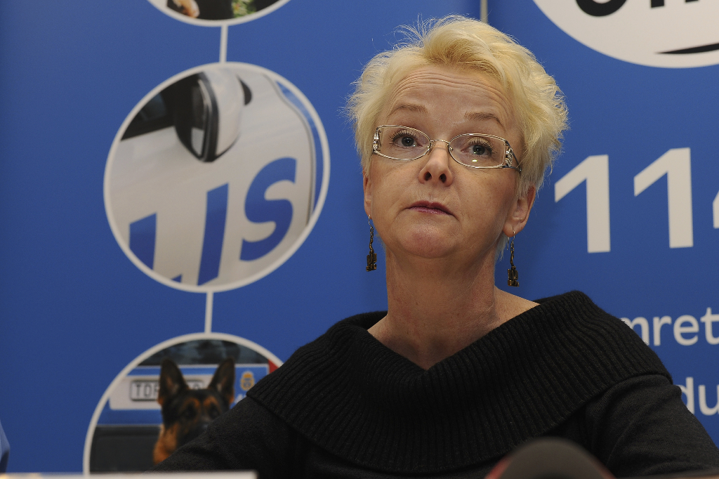 Kammaråklagare Anna Mårtensson väcker åtal mot 42-åringen.